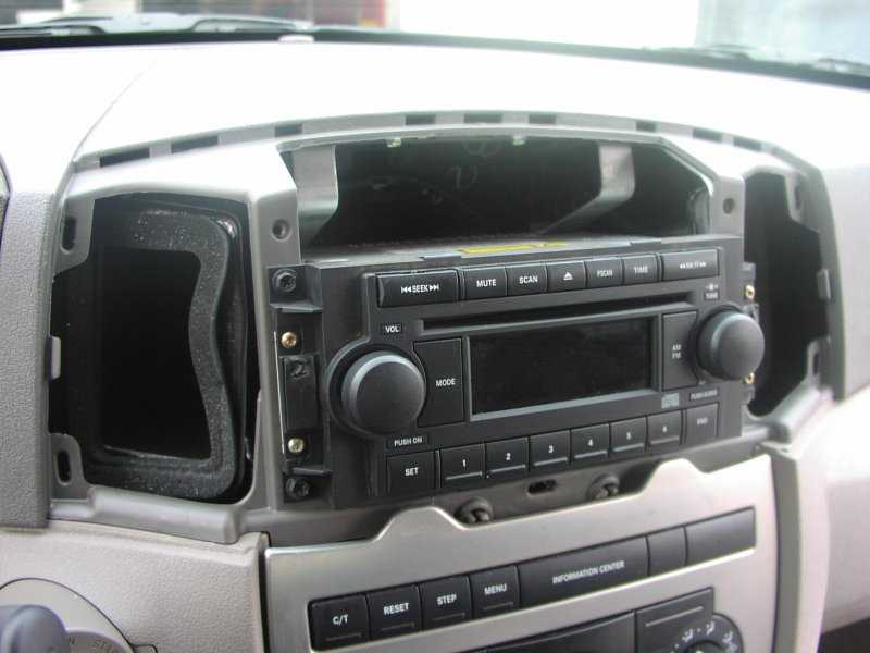 2005 jeep grand cherokee radio wiring diagram